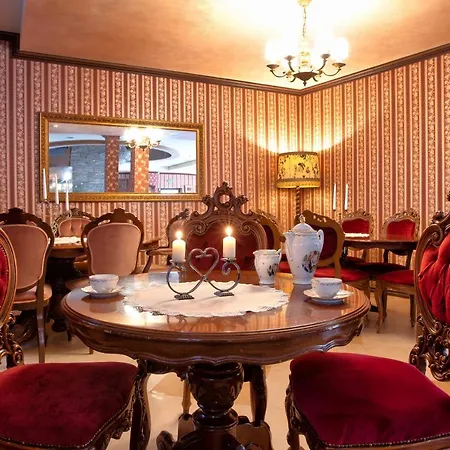 Hotel Real