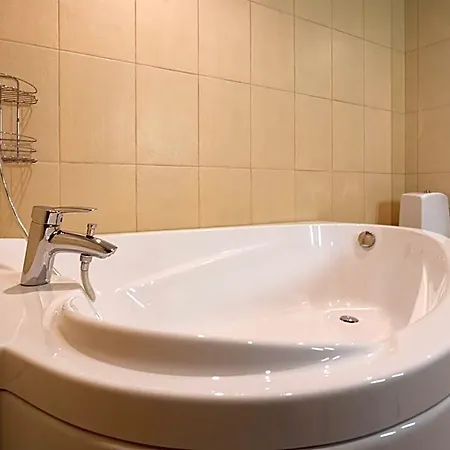 Hotel Real *
