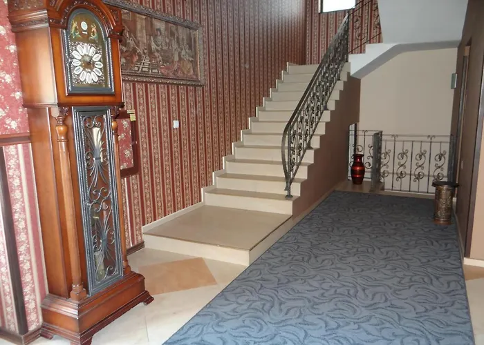 Hotel Real Veliko Tŭrnovo